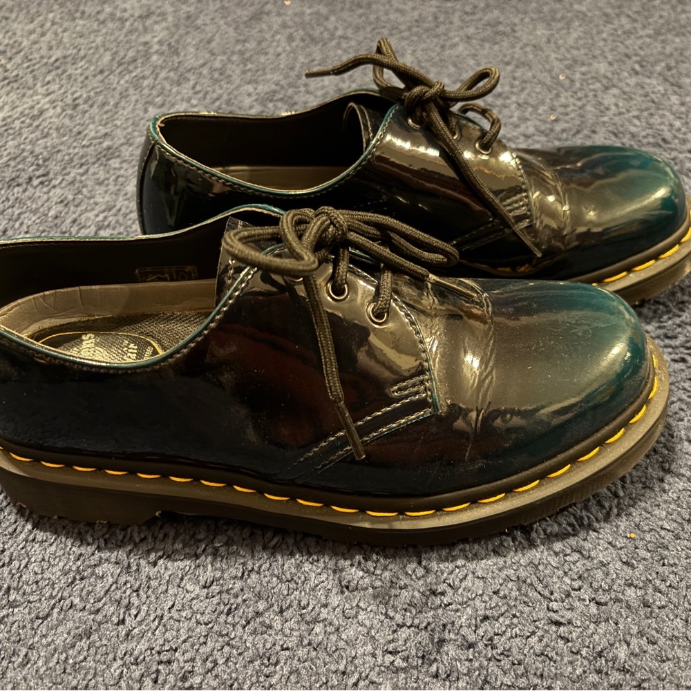 Dr. Marten’s Vegan 1461 Gloss Oxford Shoes - Picture 7 of 12